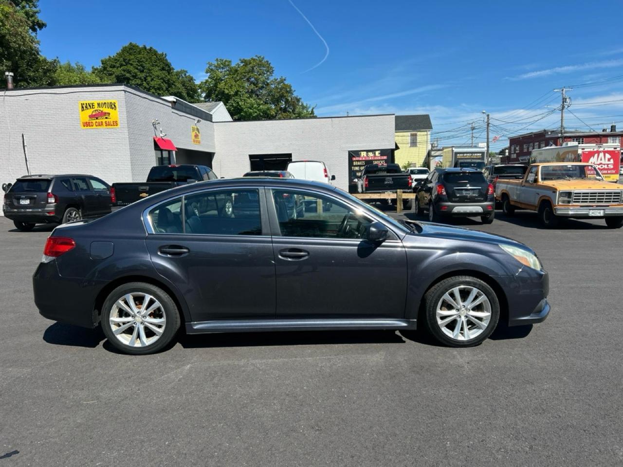 Subaru Legacy 2.5i Limited 2013