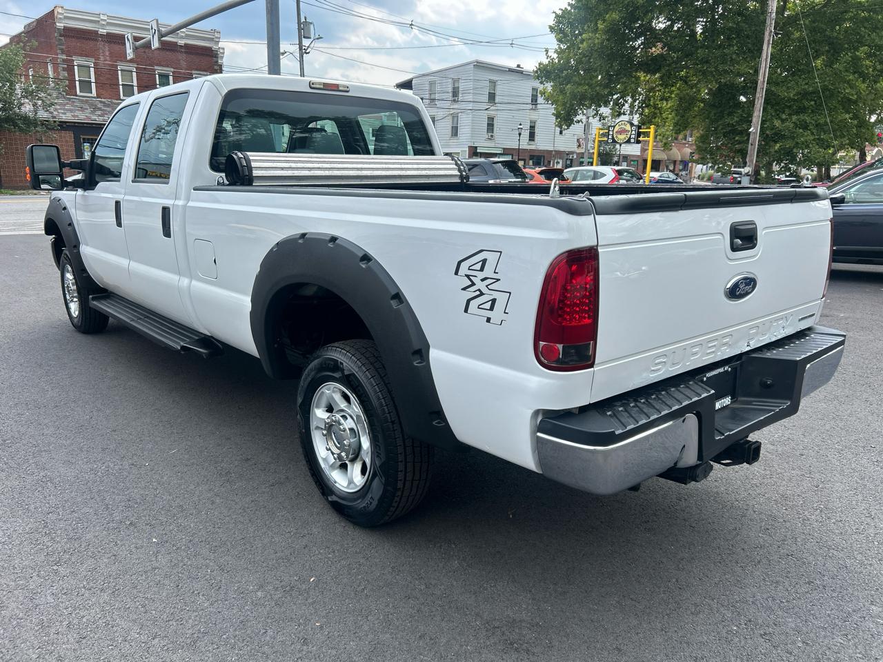 Ford F-250 SD XLT Crew Cab Long Bed 4WD 2016