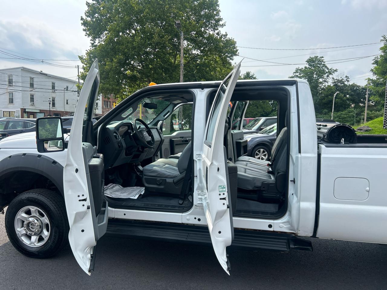 Ford F-250 SD XLT Crew Cab Long Bed 4WD 2016