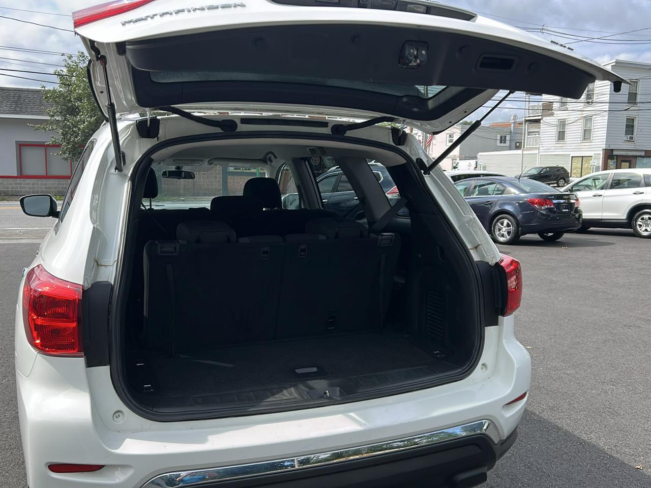 Nissan Pathfinder Platinum 4WD 2017