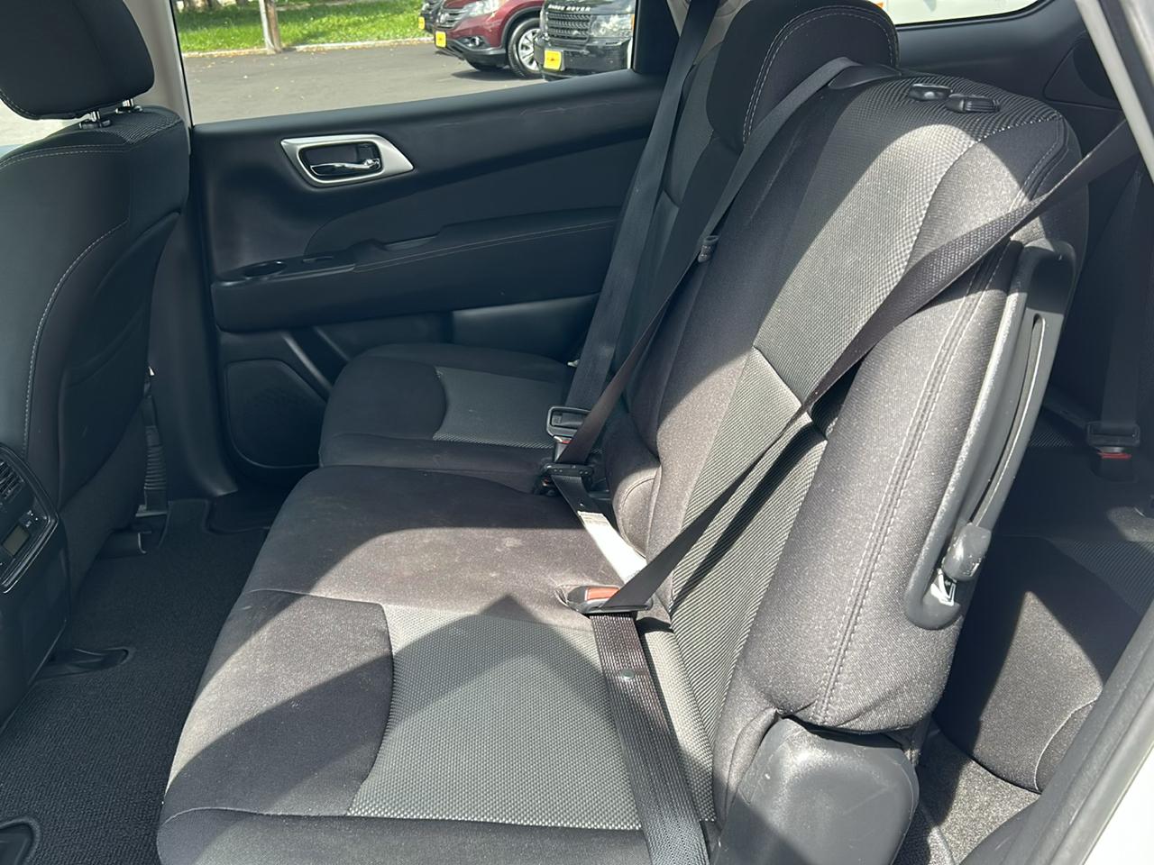 Nissan Pathfinder Platinum 4WD 2017