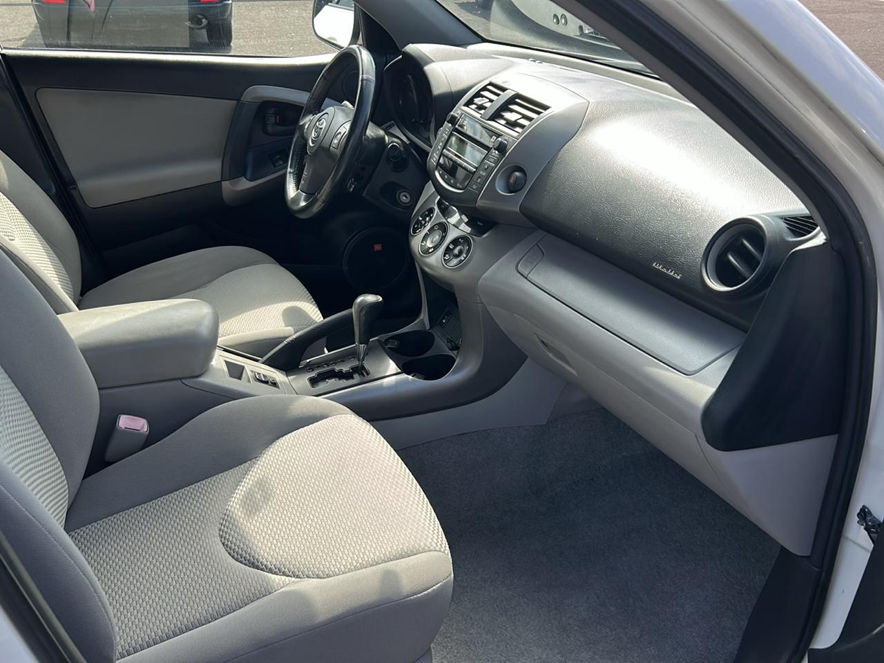Toyota RAV4 Limited V6 4WD 2007
