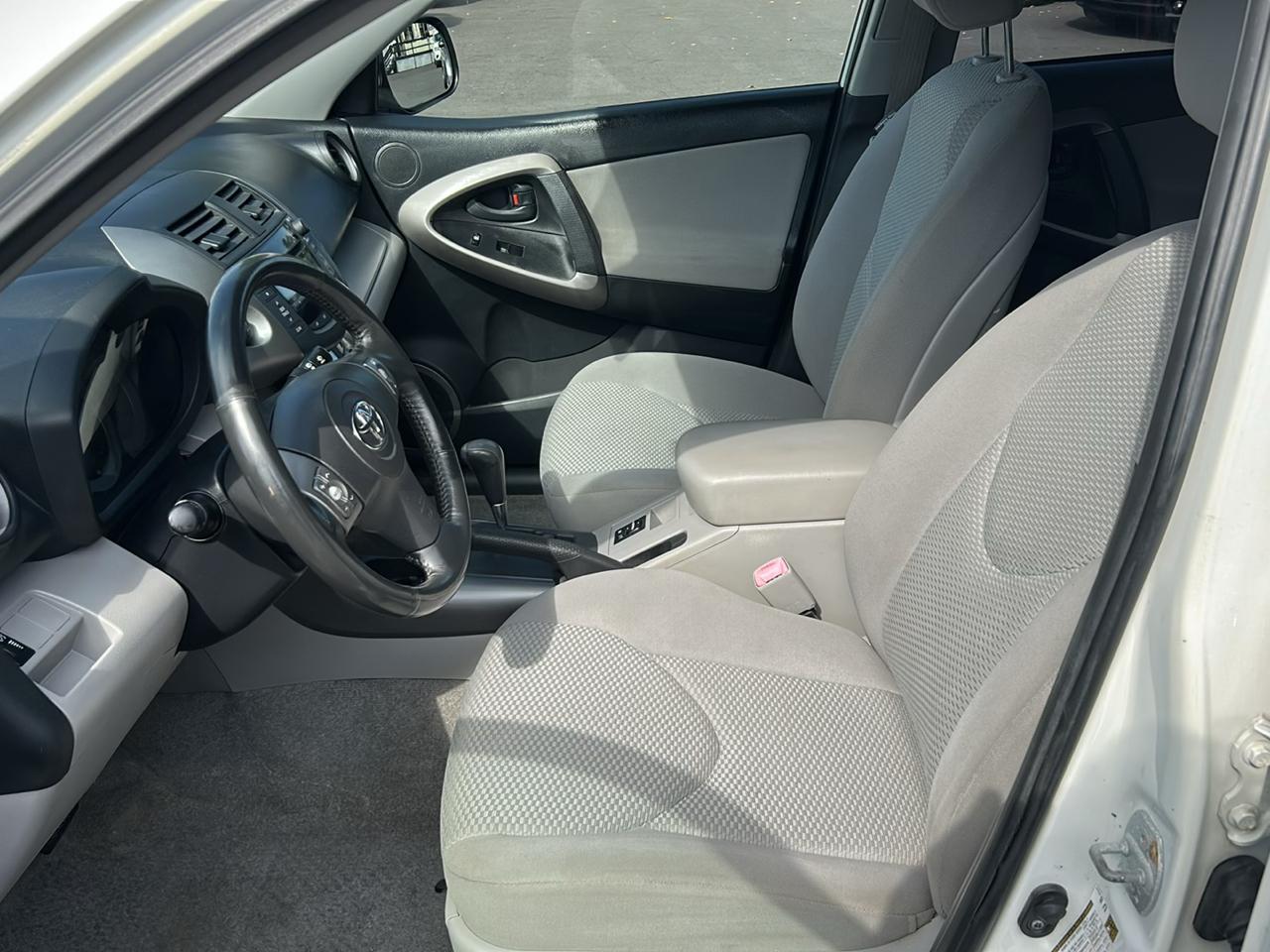 Toyota RAV4 Limited V6 4WD 2007