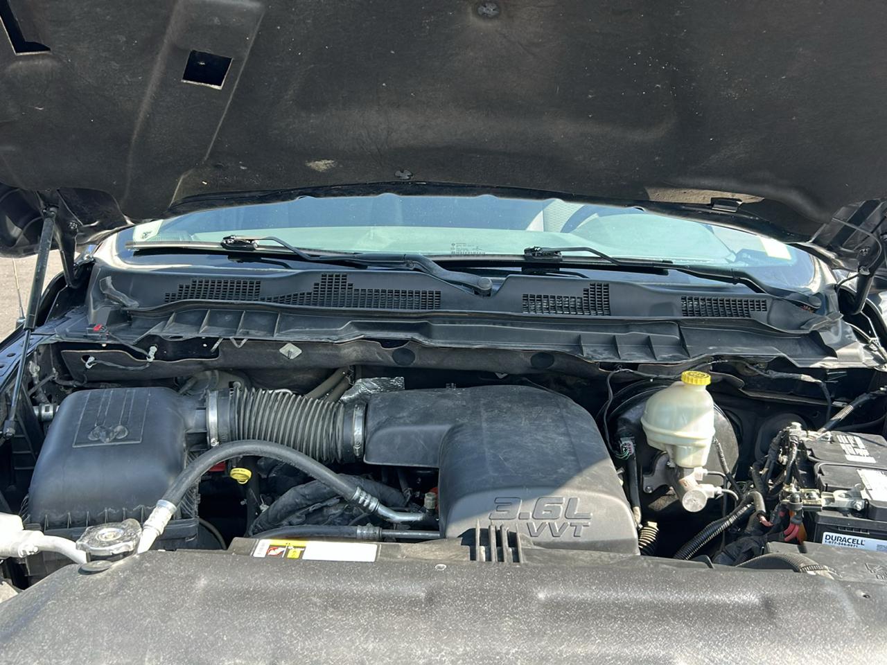 RAM 1500 2WD Crew Cab 149" SLT 2016
