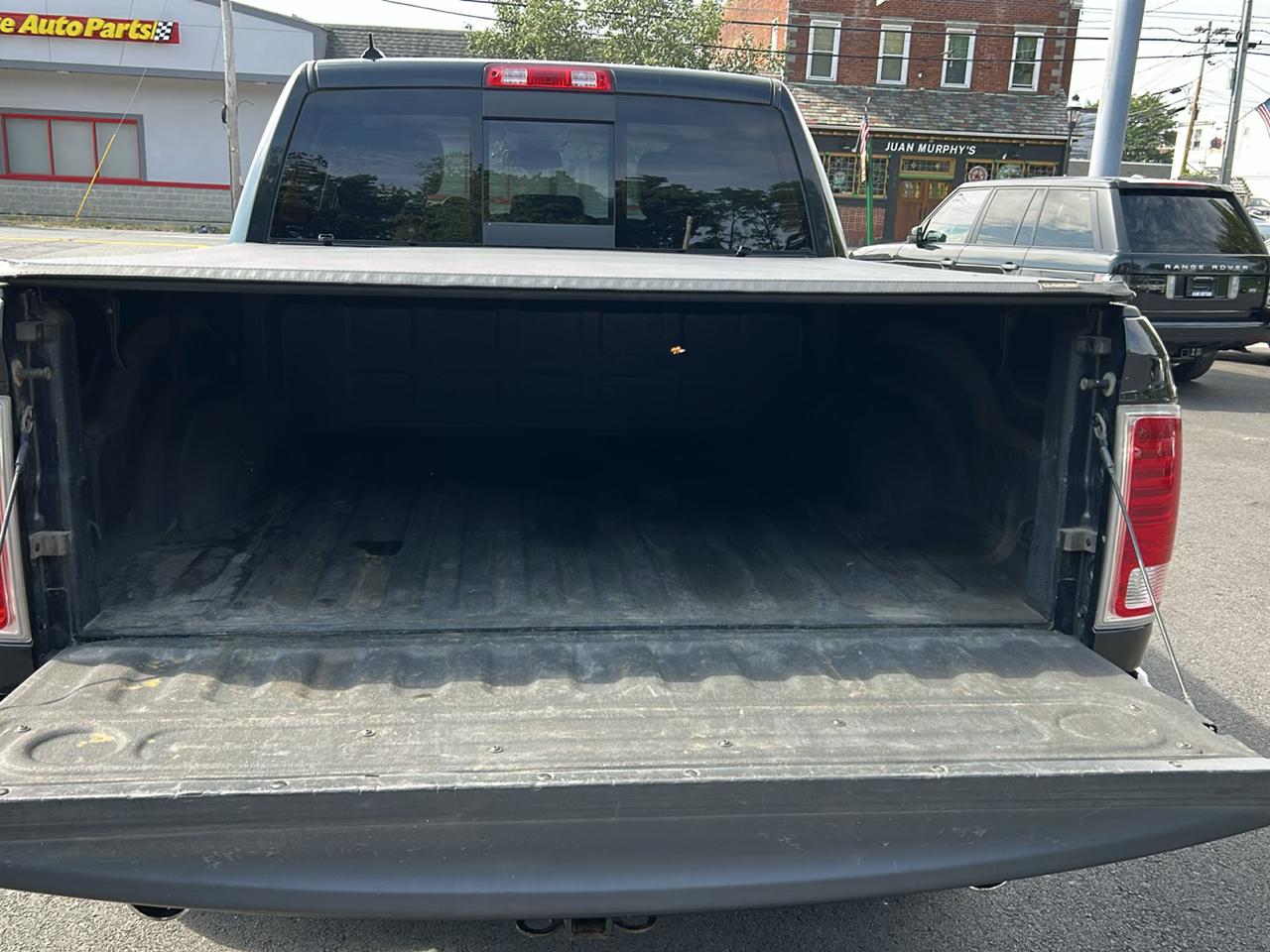 RAM 1500 Laramie Crew Cab SWB 4WD 2017