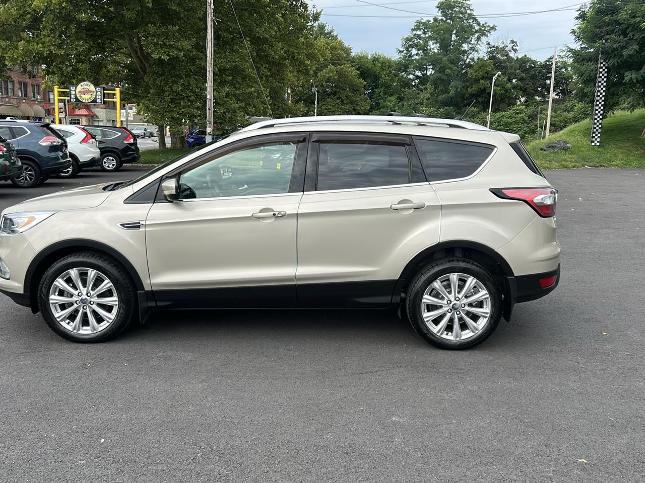 Ford Escape Titanium 4WD 2018