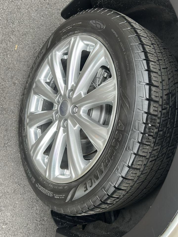 Ford Escape Titanium 4WD 2018