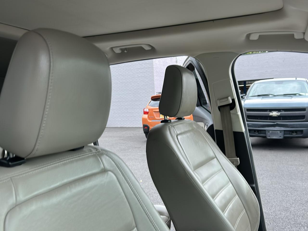 Ford Escape Titanium 4WD 2018