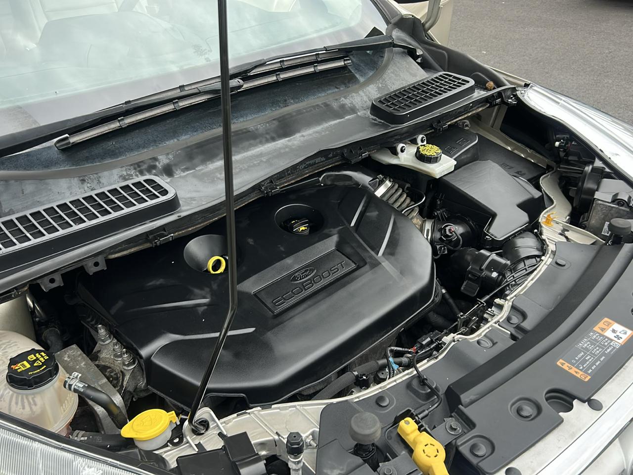Ford Escape Titanium 4WD 2018