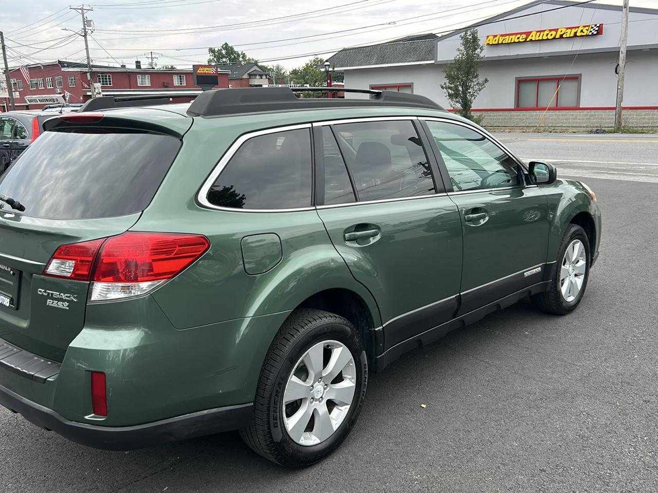 Subaru Outback 2.5i Premium 2010