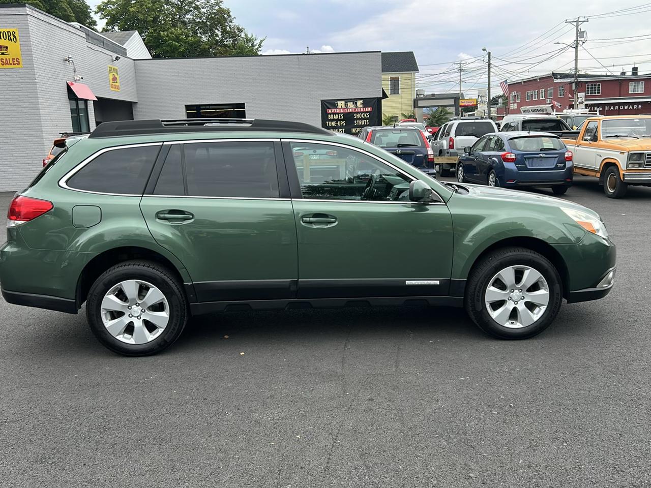 Subaru Outback 2.5i Premium 2010