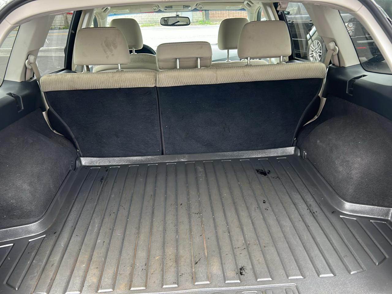Subaru Outback 2.5i Premium 2010