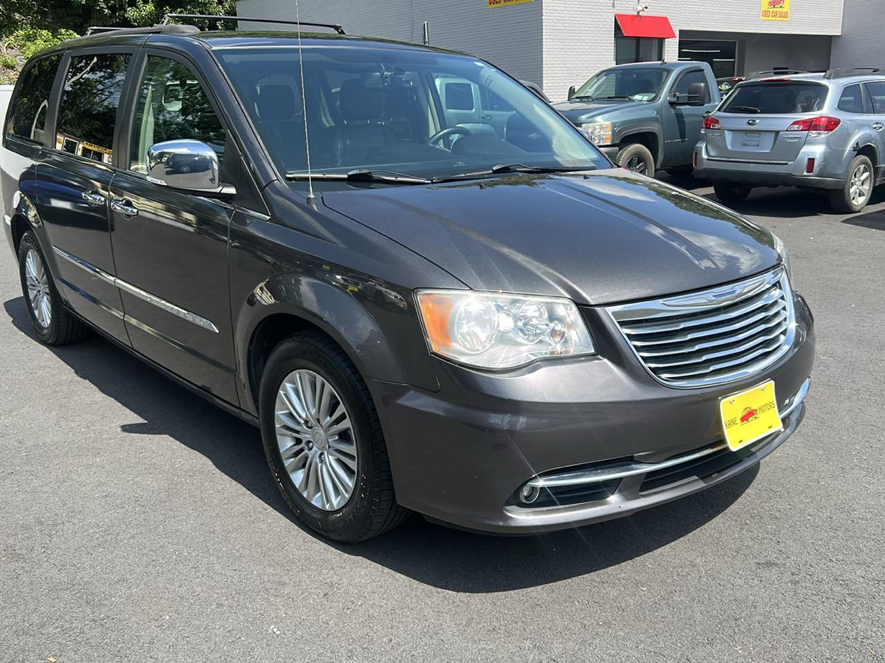Chrysler Town & Country Touring-L 2015