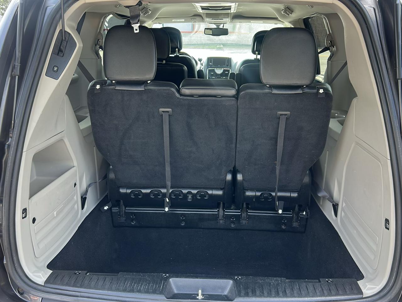 Chrysler Town & Country Touring-L 2015