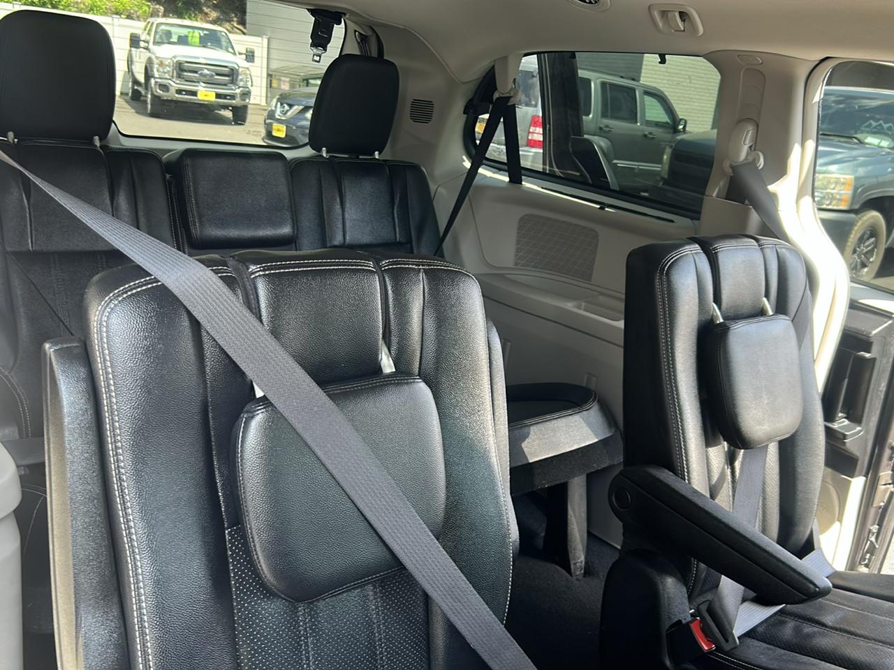 Chrysler Town & Country Touring-L 2015