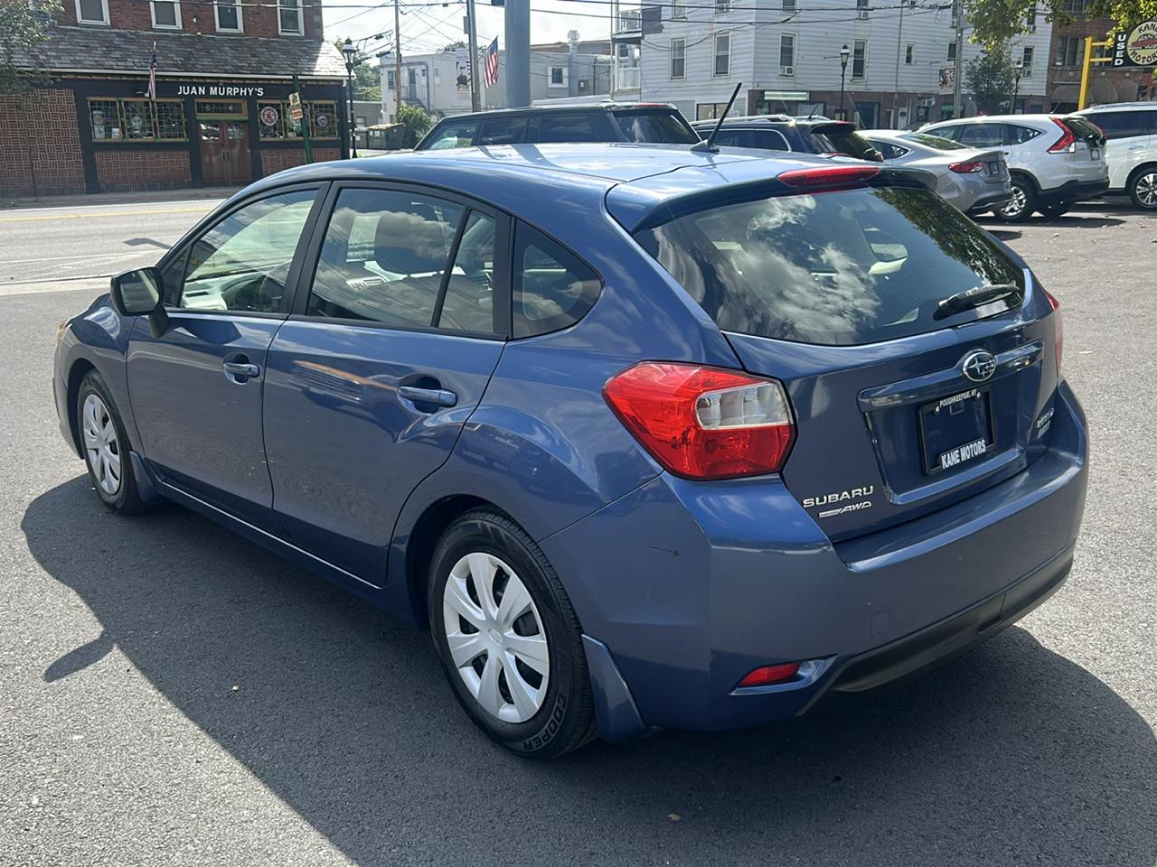 Subaru Impreza Base 5-Door 2013