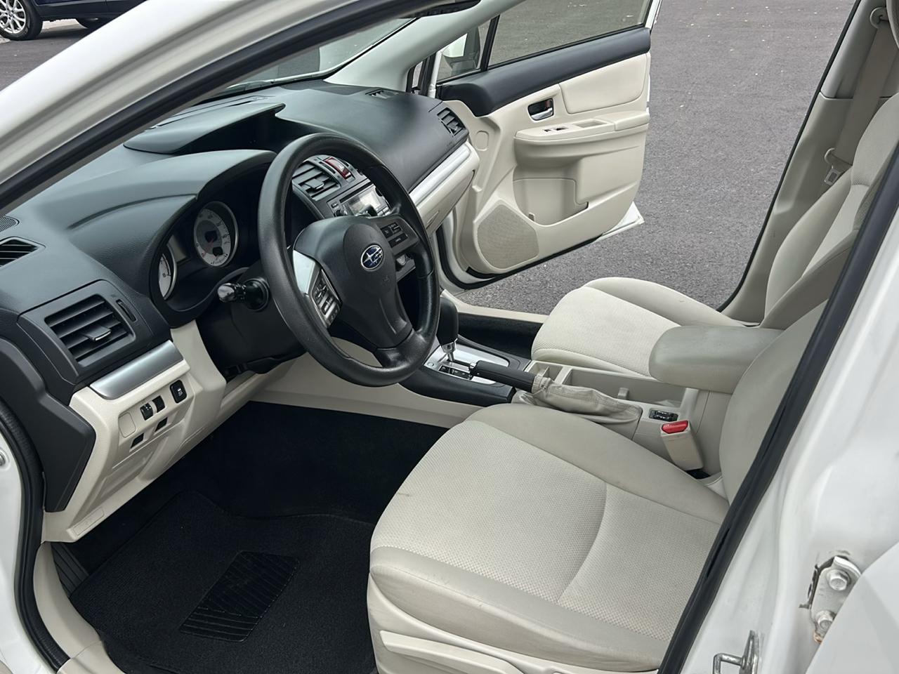 Subaru Impreza 2.0i Premium 5-Door w/All Weather Package 2014