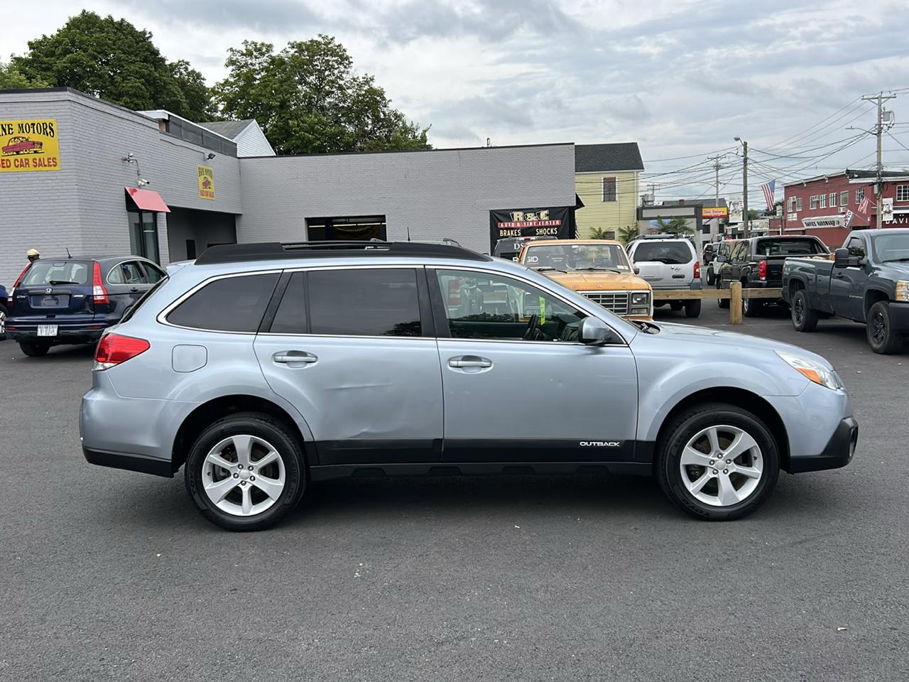 Subaru Outback 2.5i Premium 2013