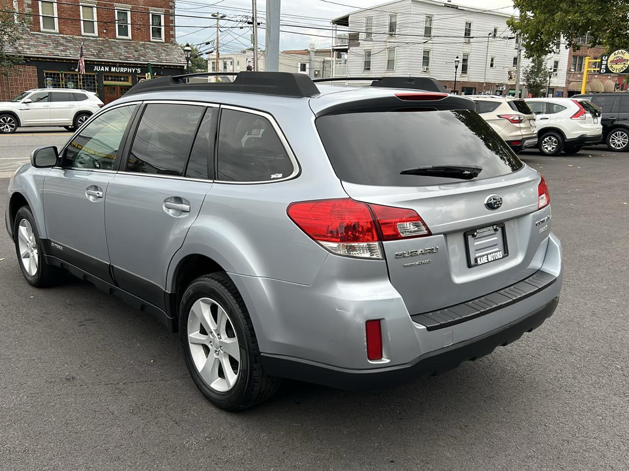 Subaru Outback 2.5i Premium 2013