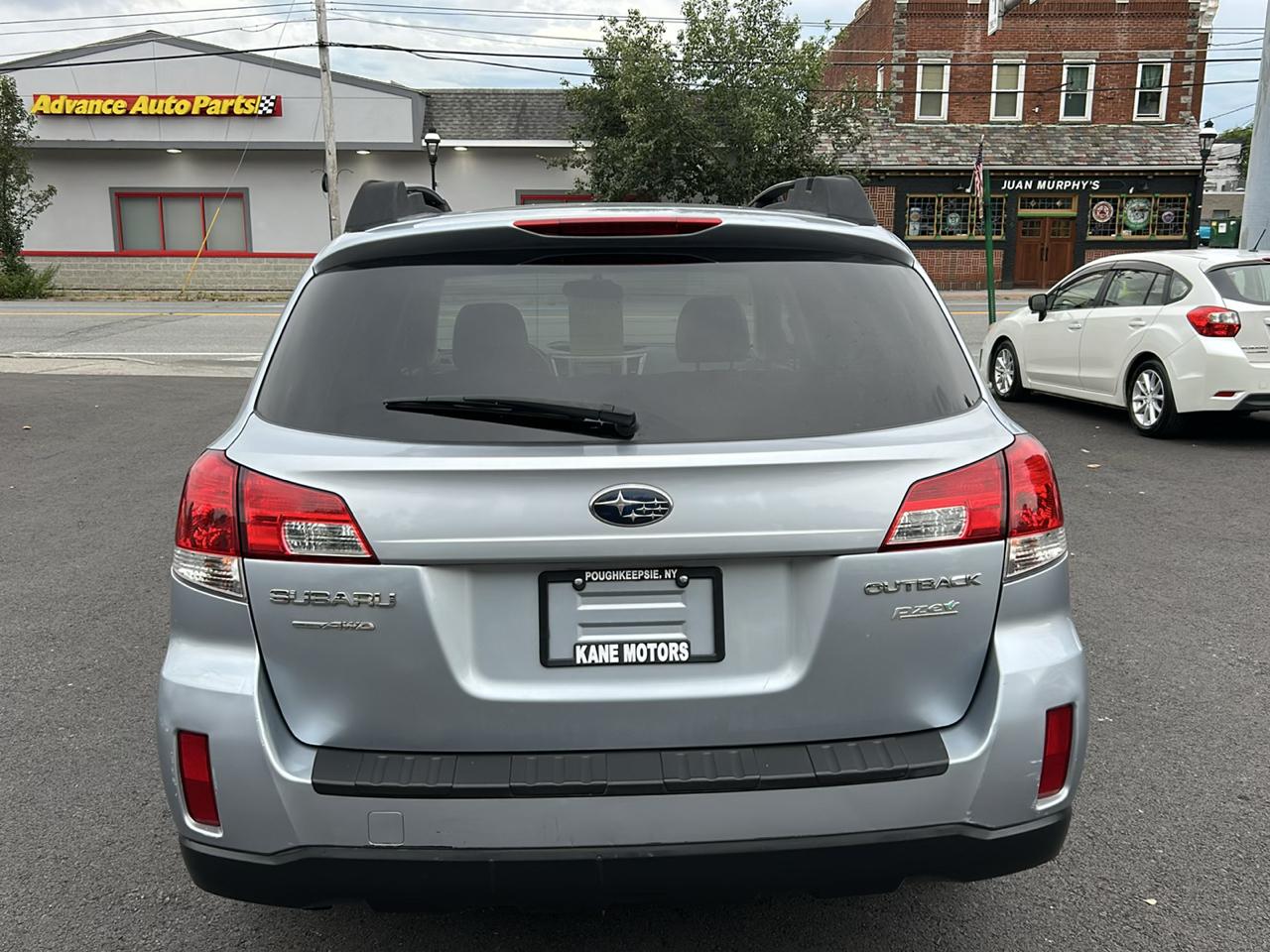 Subaru Outback 2.5i Premium 2013