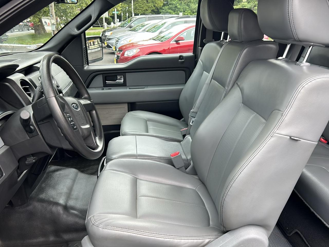 Ford F-150 4WD SuperCab 145" XL 2013