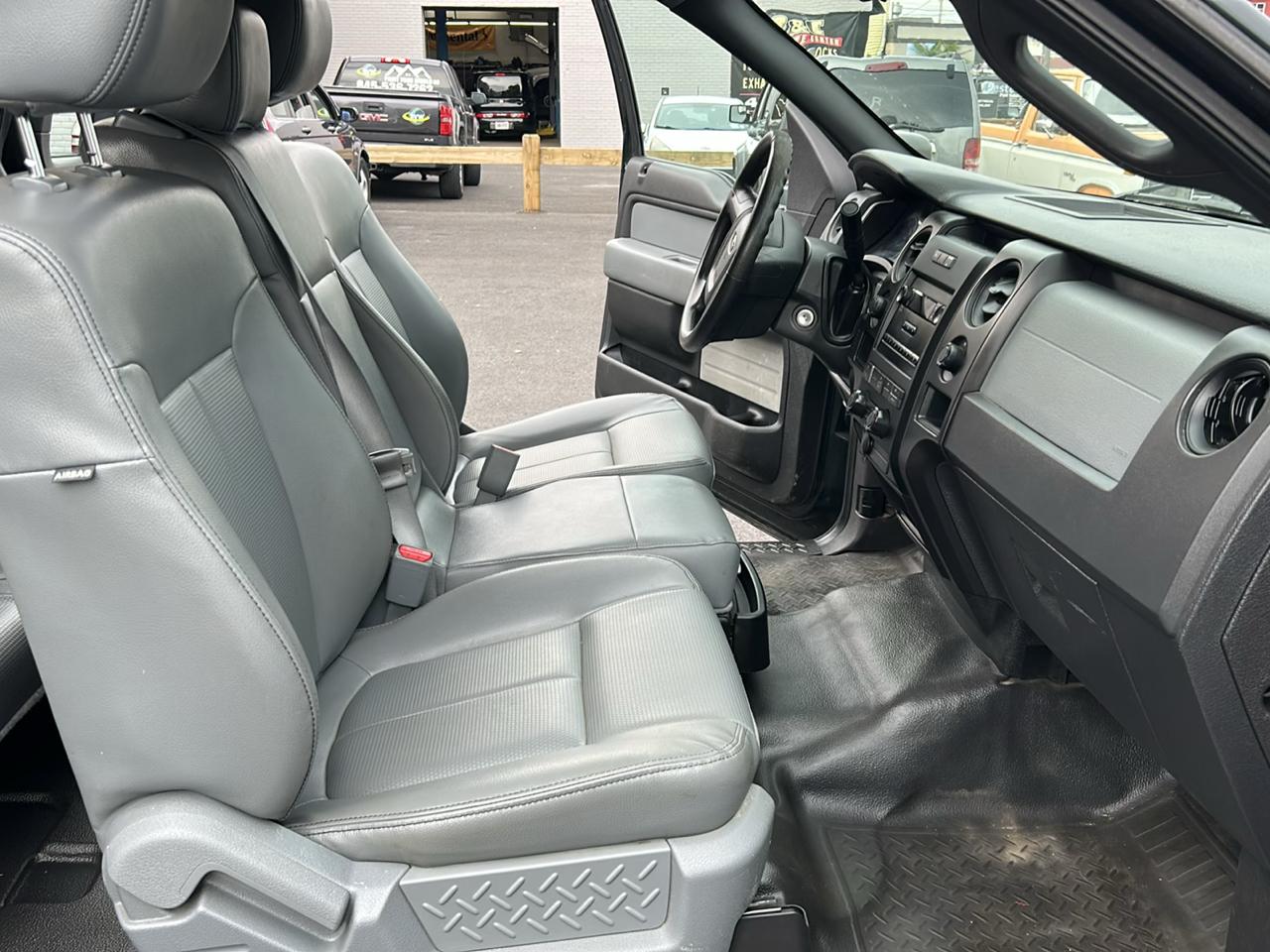 Ford F-150 4WD SuperCab 145" XL 2013