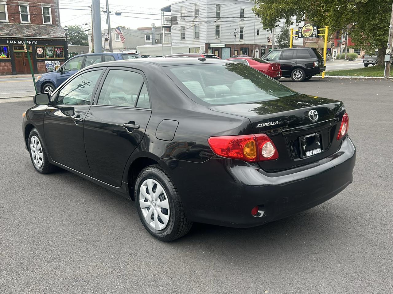 Toyota Corolla 4dr Sdn Auto LE (Natl) 2009