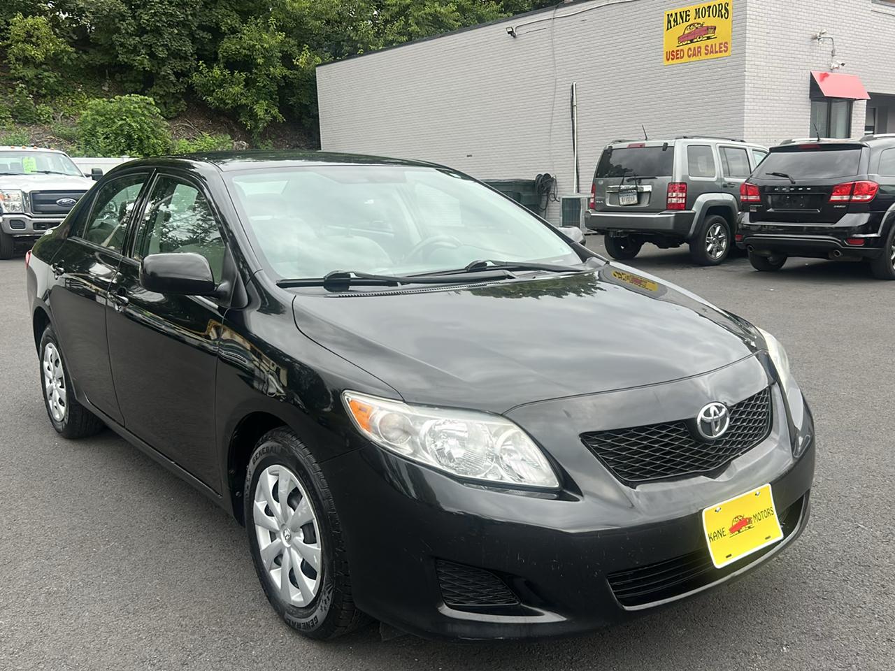 Toyota Corolla 4dr Sdn Auto LE (Natl) 2009