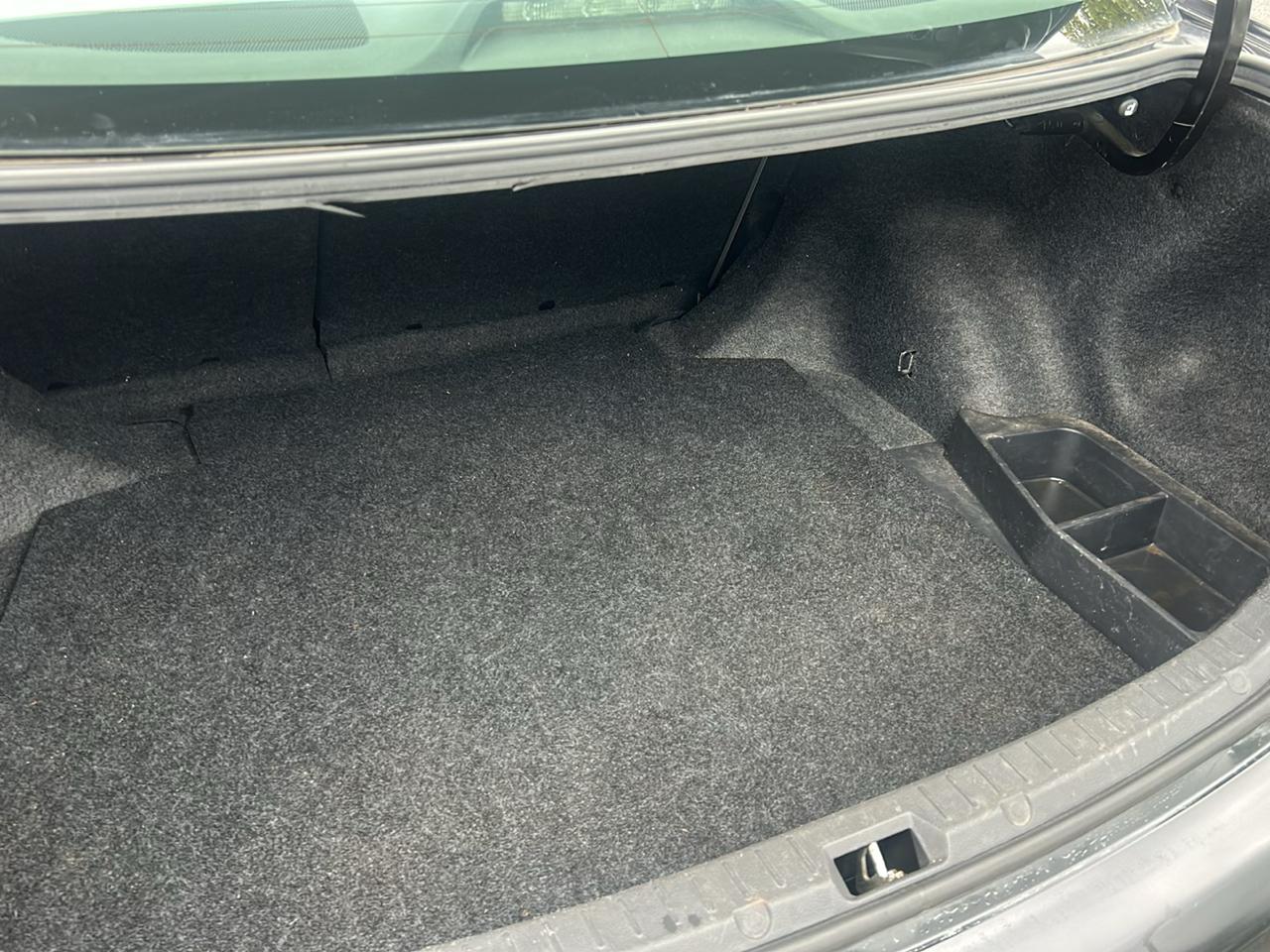 Toyota Corolla 4dr Sdn Auto LE (Natl) 2009
