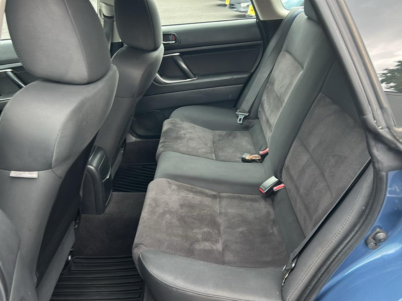 Subaru Outback Base 2008