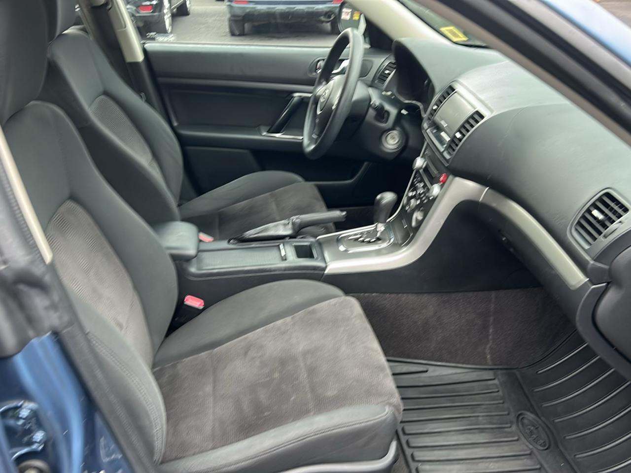Subaru Outback Base 2008