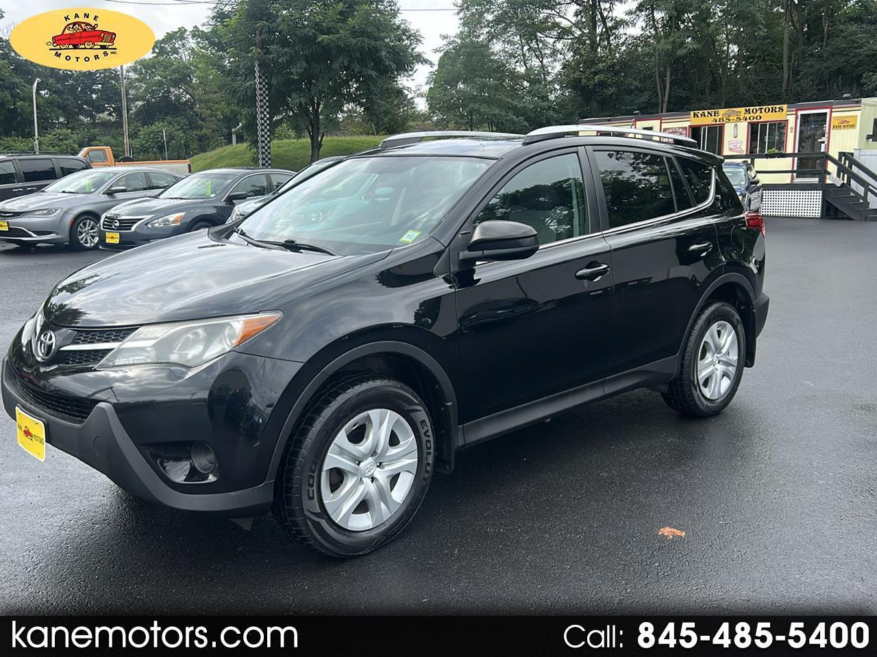 Toyota RAV4 LE AWD 2015