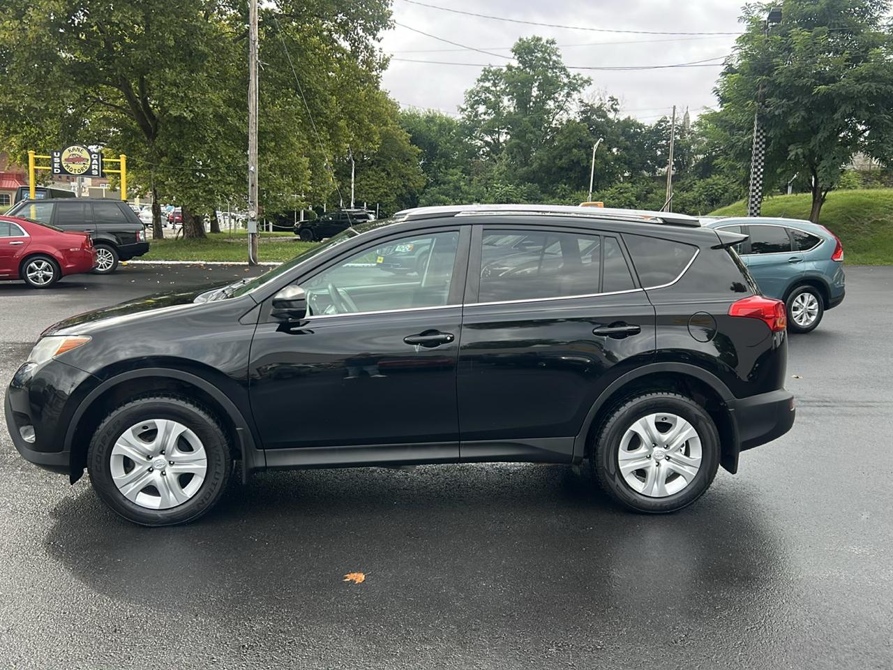 Toyota RAV4 LE AWD 2015