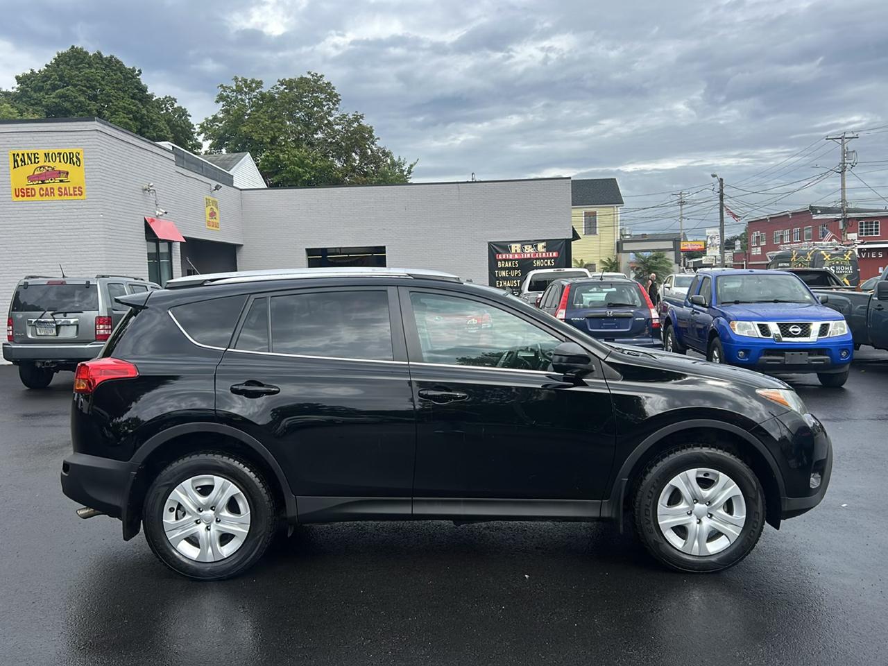 Toyota RAV4 LE AWD 2015