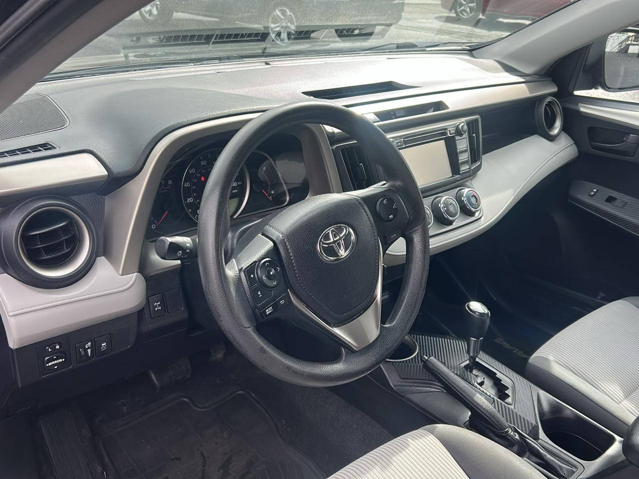 Toyota RAV4 LE AWD 2015