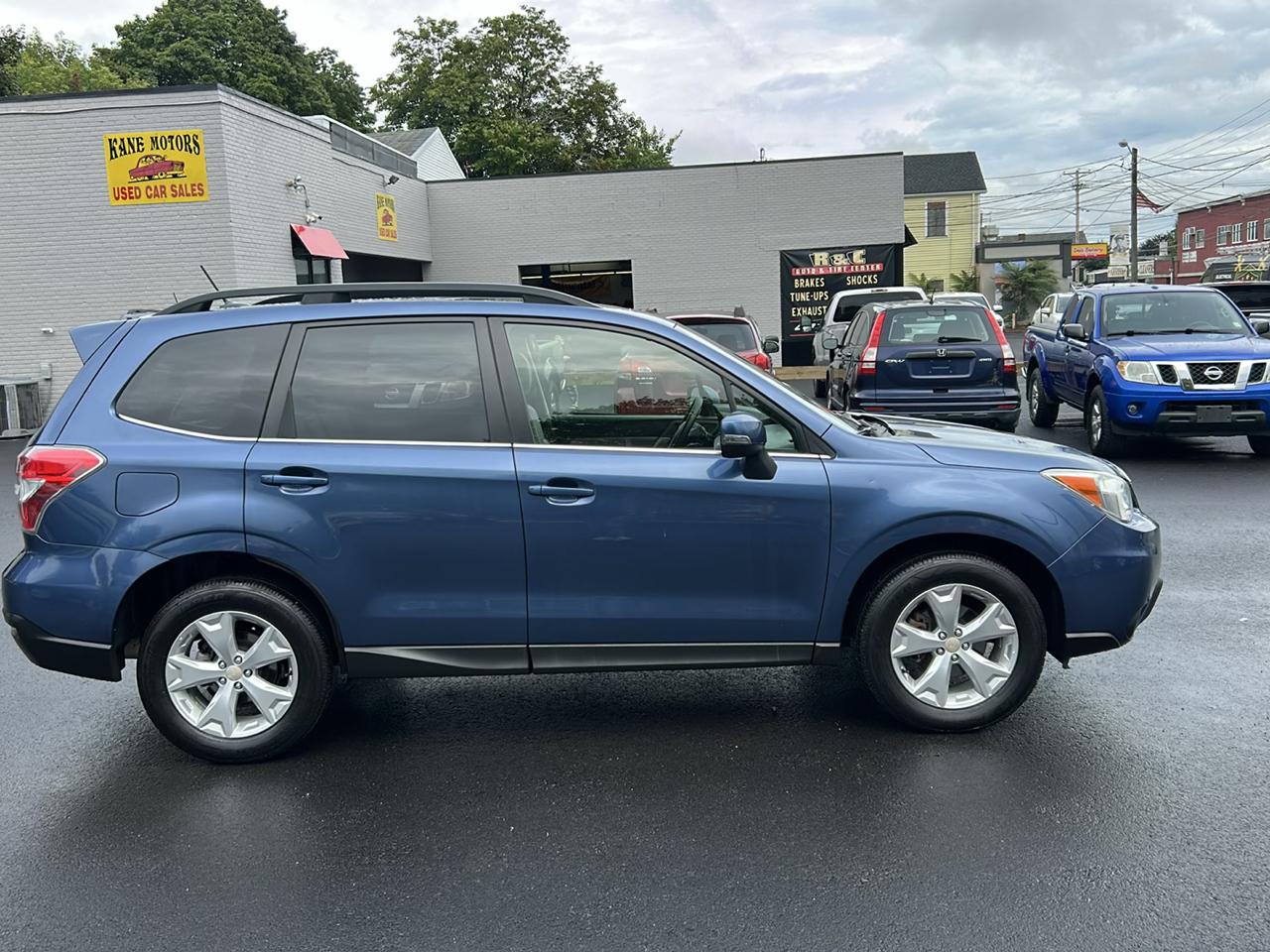 Subaru Forester 2.5i Touring 2014