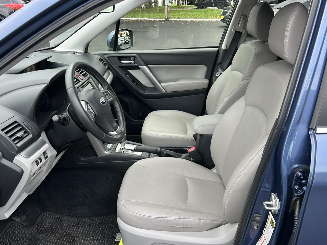 Subaru Forester 2.5i Touring 2014