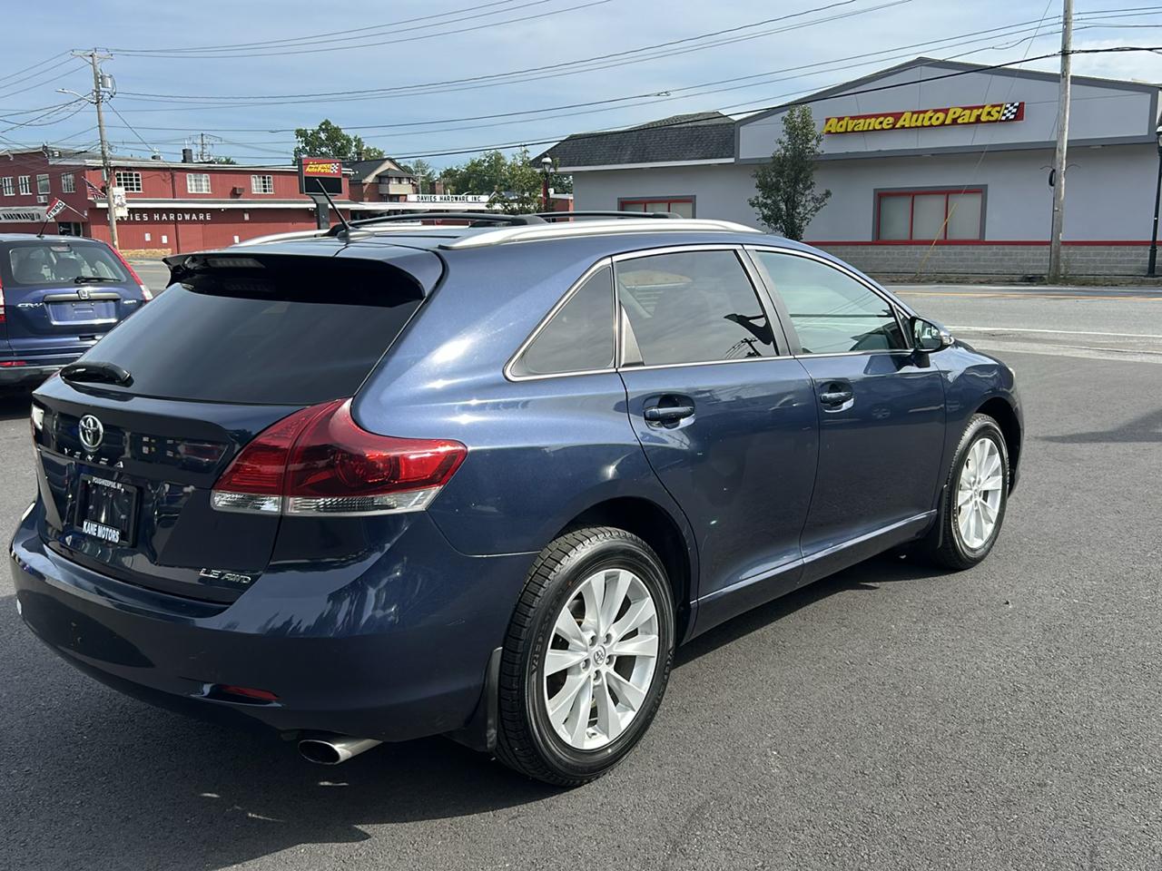Toyota Venza LE I4 AWD 2015