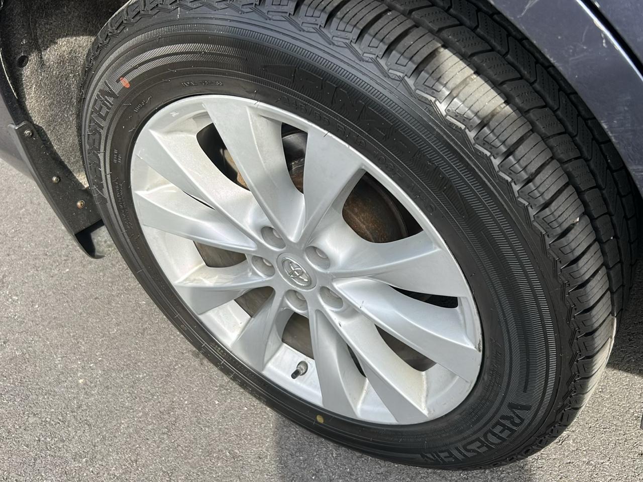 Toyota Venza LE I4 AWD 2015