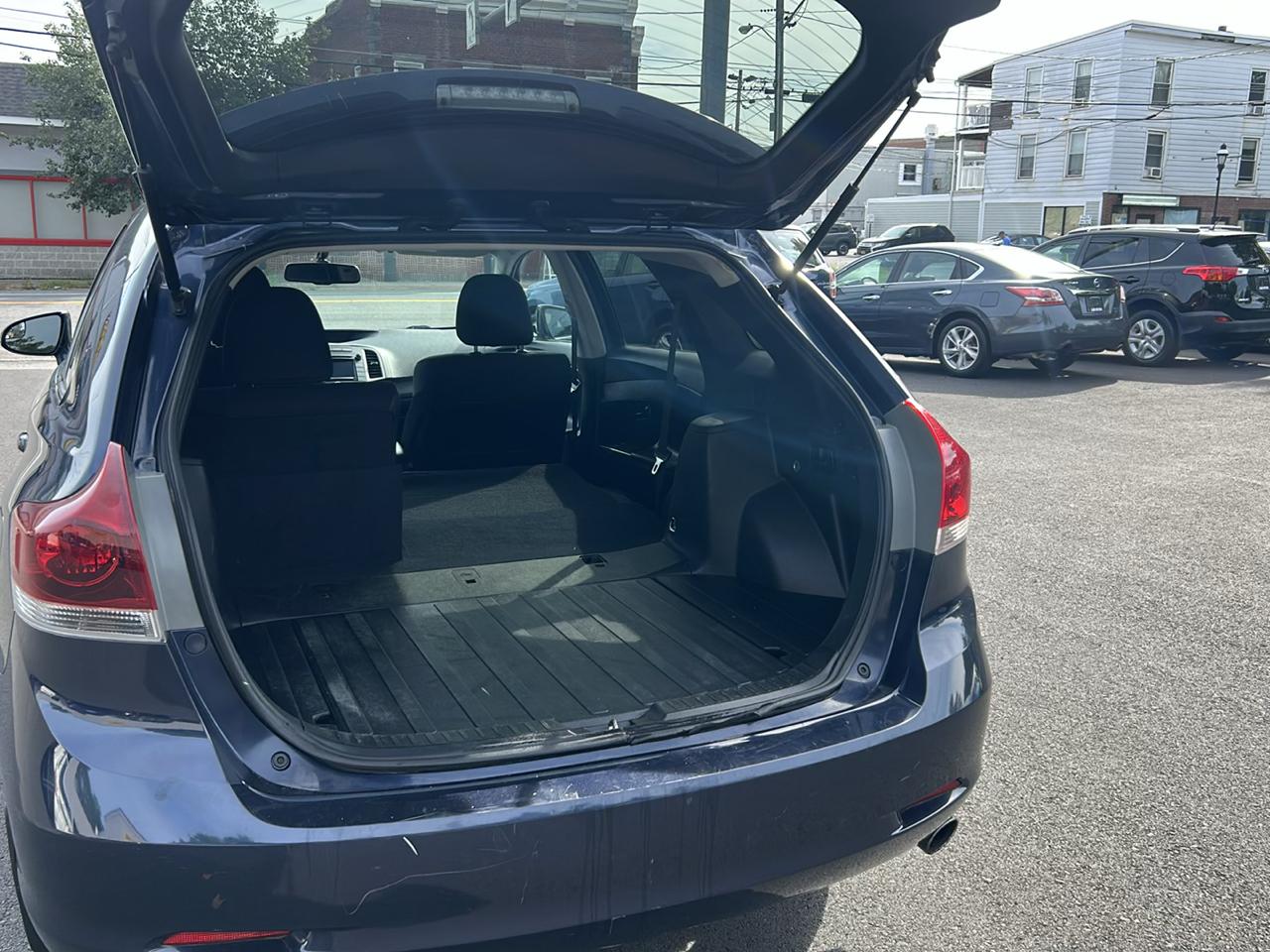 Toyota Venza LE I4 AWD 2015
