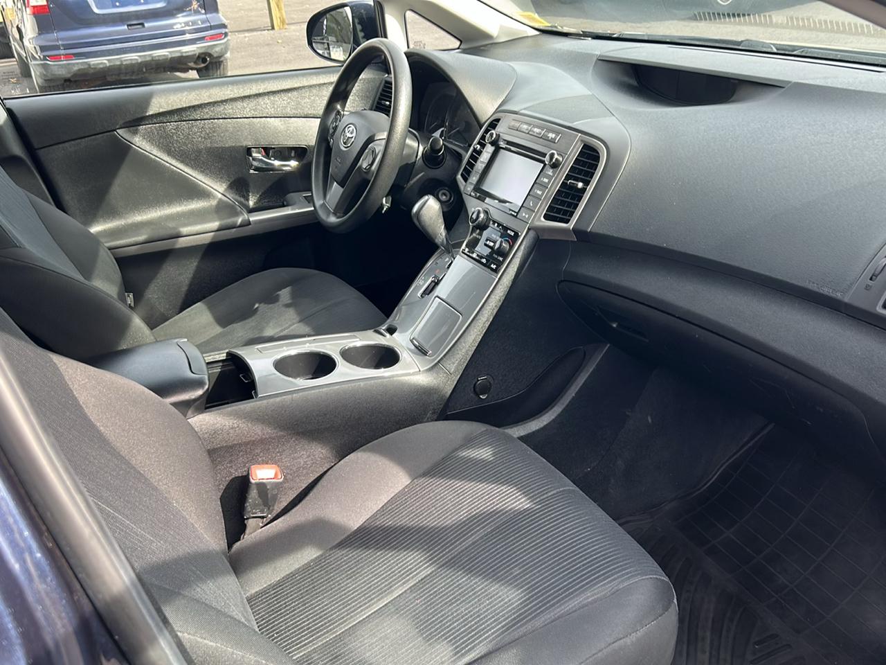 Toyota Venza LE I4 AWD 2015
