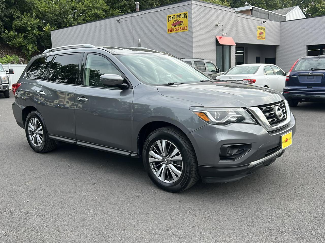Nissan Pathfinder S 2WD 2019