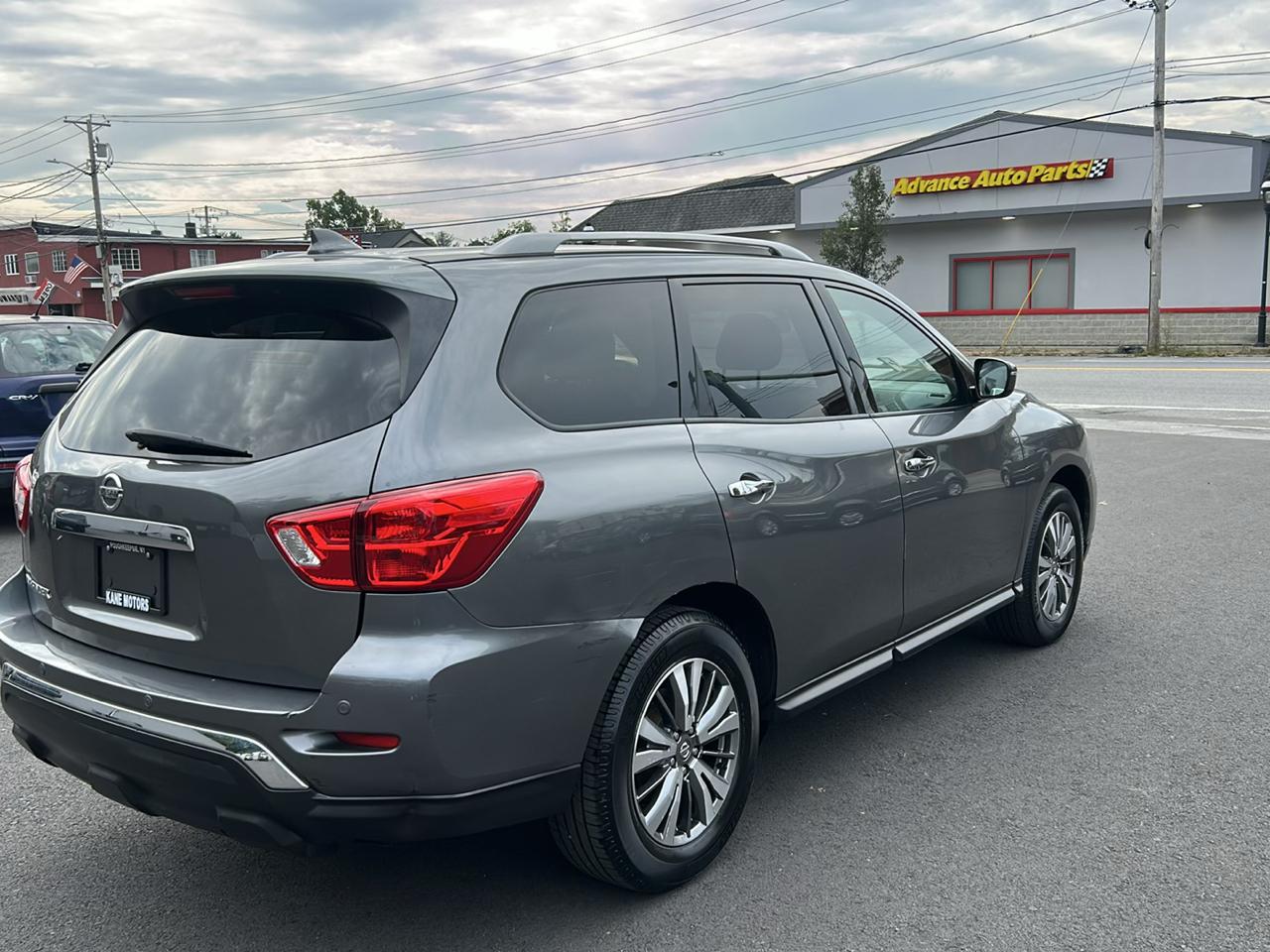Nissan Pathfinder S 2WD 2019