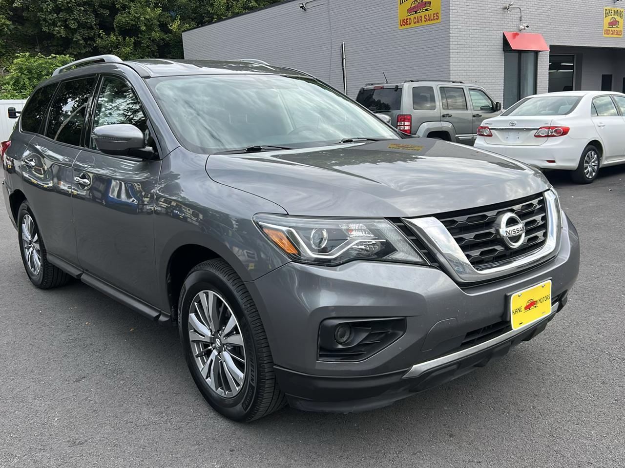 Nissan Pathfinder S 2WD 2019