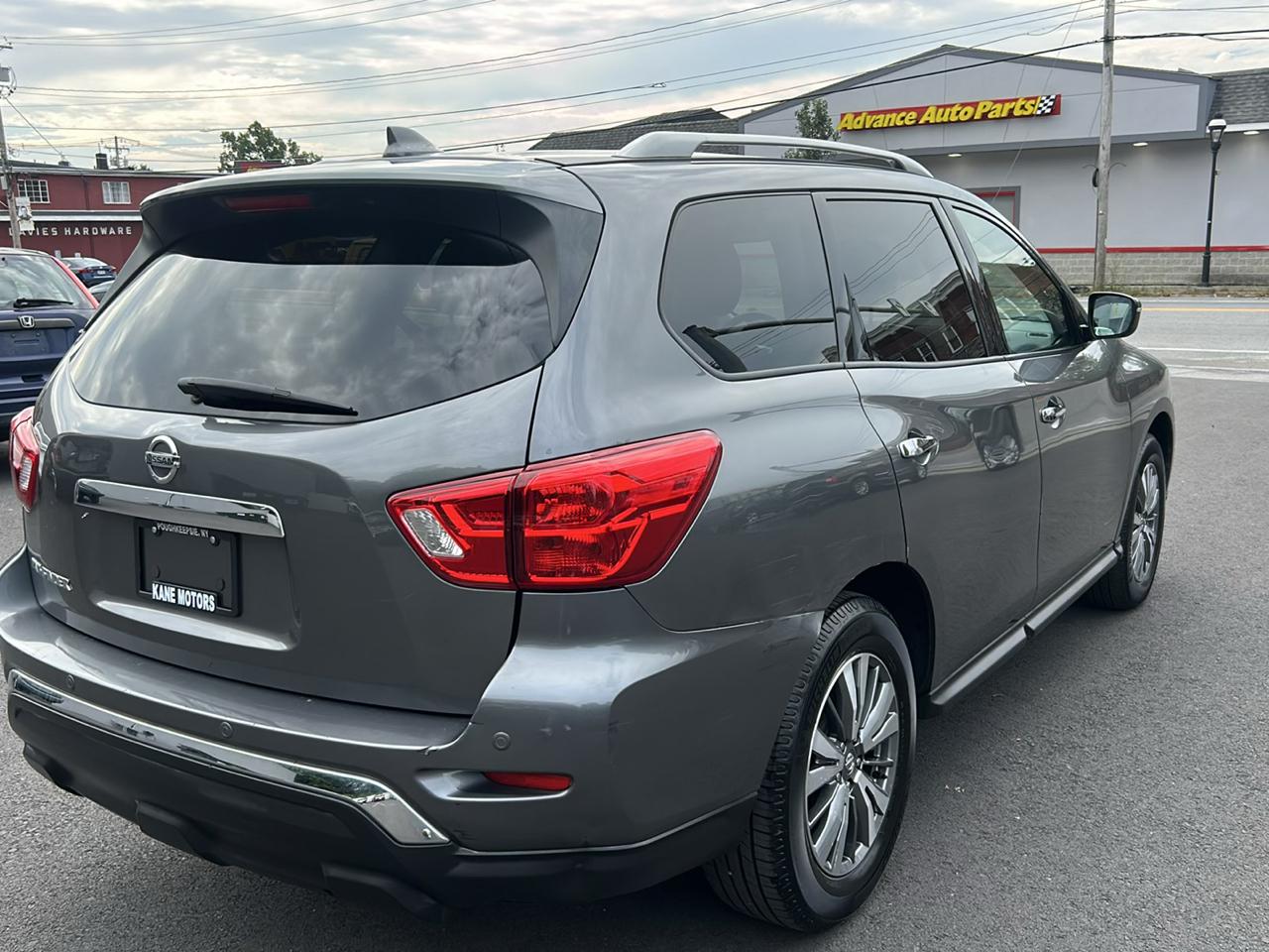 Nissan Pathfinder S 2WD 2019