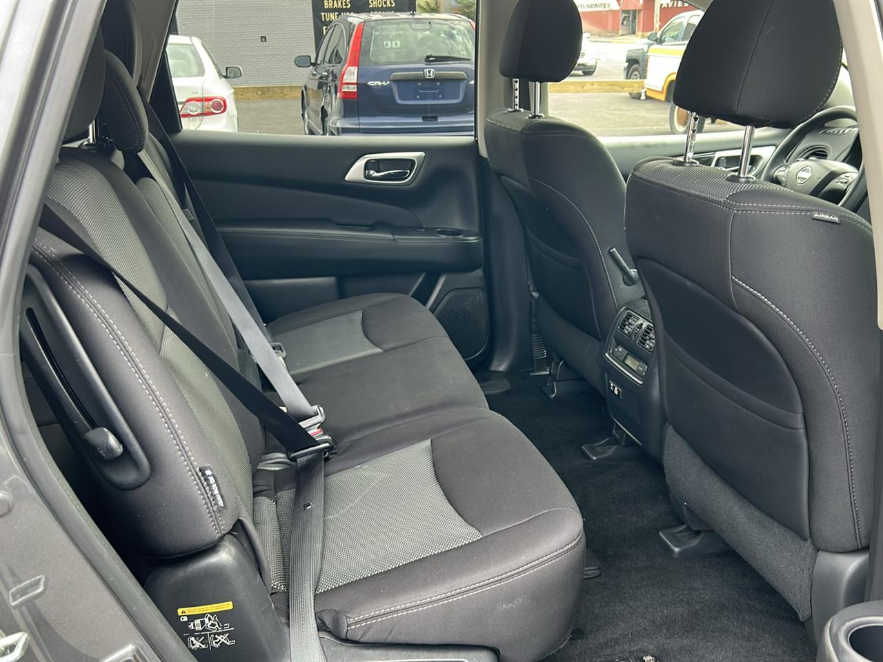 Nissan Pathfinder S 2WD 2019