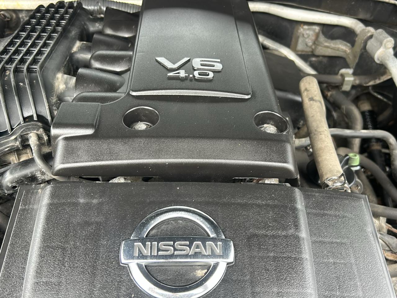 Nissan Frontier 4WD Crew Cab LWB Auto SV 2013