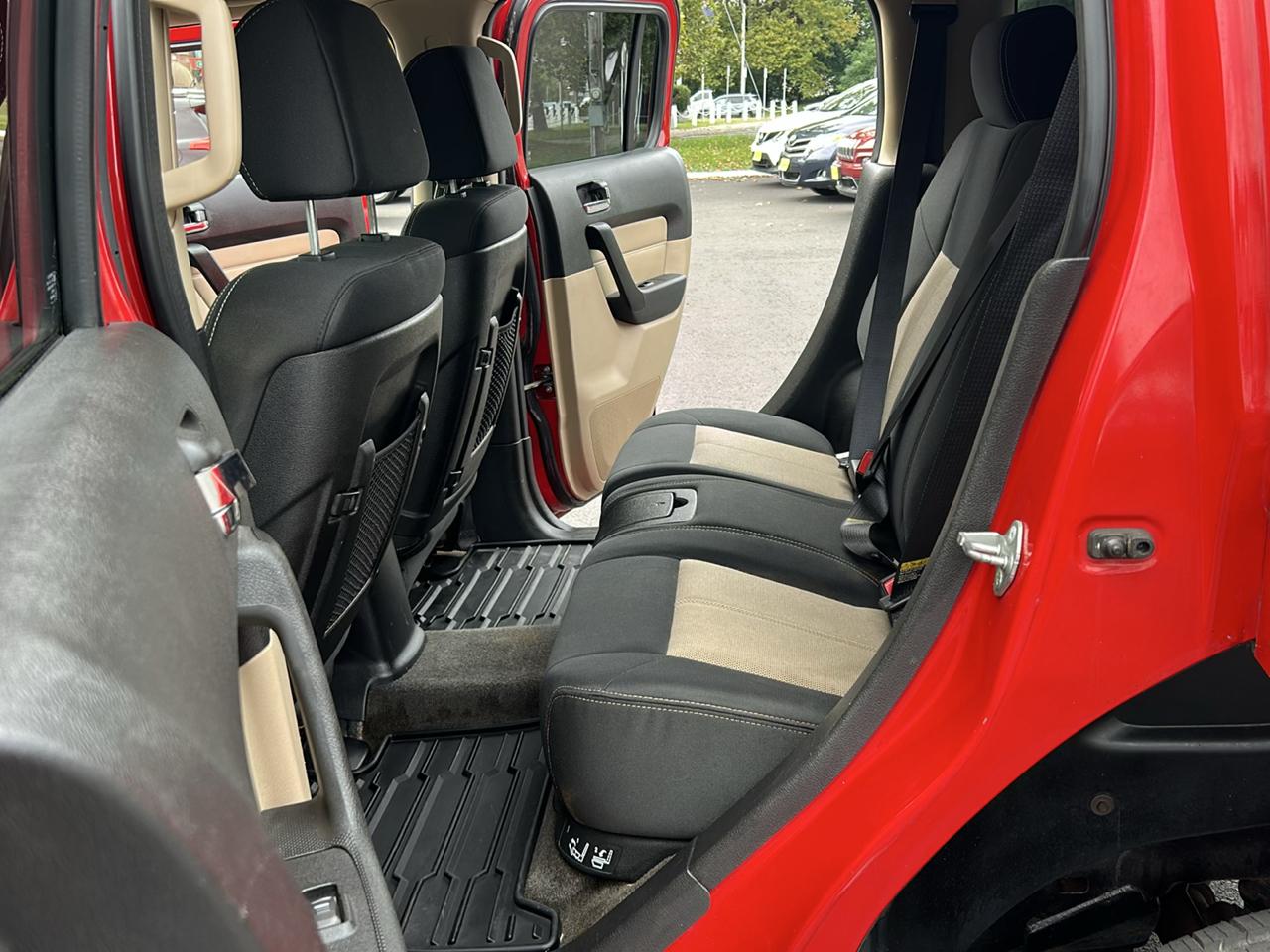 HUMMER H3 Sport Utility 2006