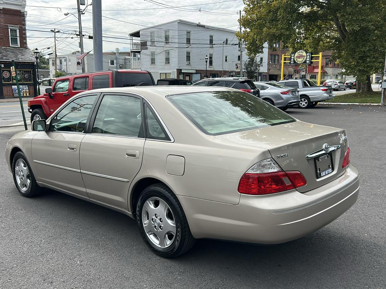 Toyota Avalon XL 2004