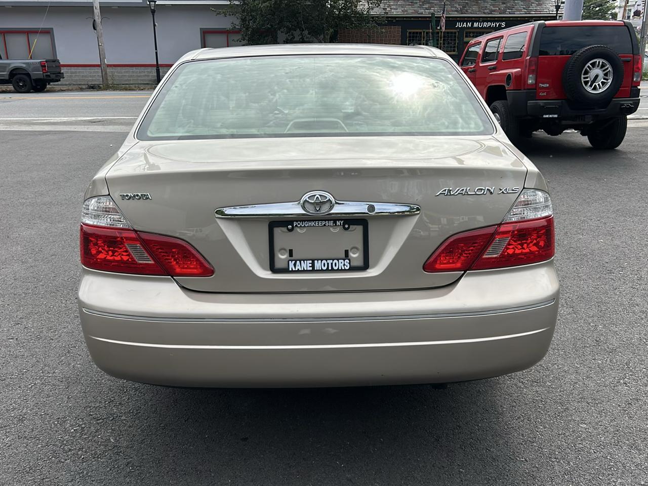 Toyota Avalon XL 2004